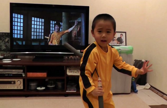 4-Year-Old-Kid-Nunchucks