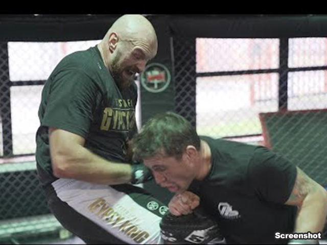 tyson-fury-darren-till-1