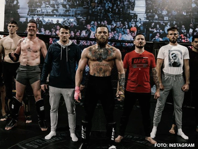 conor-mcgregor-team