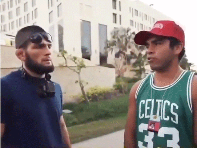 khabib-en-fan