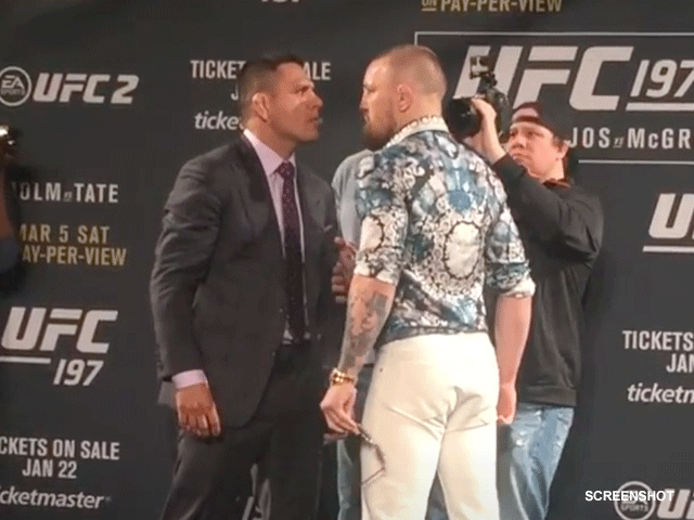 dos-anjos-vs-conor-mcgregor