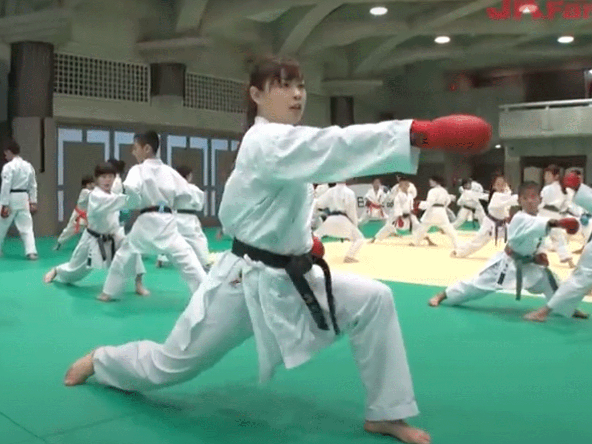 Ayumi-Uekusa