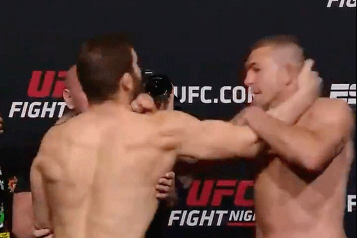 Ion-Cutelaba-en-Dustin-Jacoby-gaan-los-op-UFC-staredown