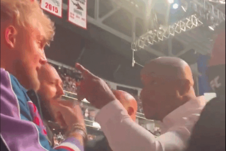 jake-paul-oog-in-oog-met-daniel-cormier-768x512