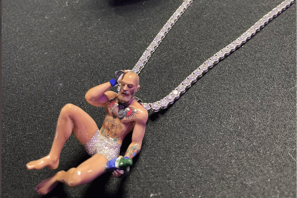 conor-mcgregor-ketting