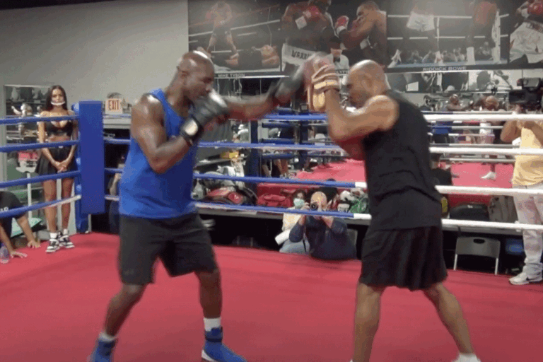 Evander-Holyfield-768x512