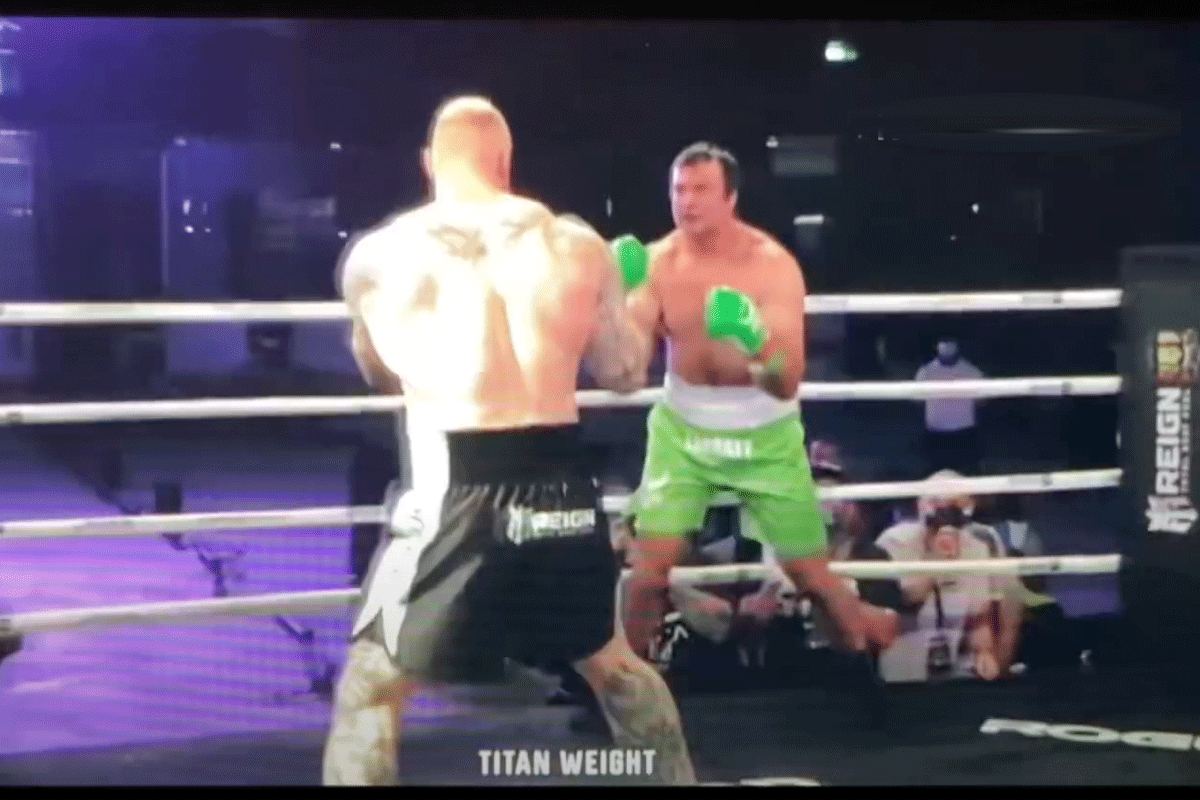 Thor-Bjornsson-vs-Devon-larrat