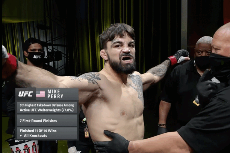 Beruchte-UFCer-Mike-Perry-tekent-bij-BKFC-768x512
