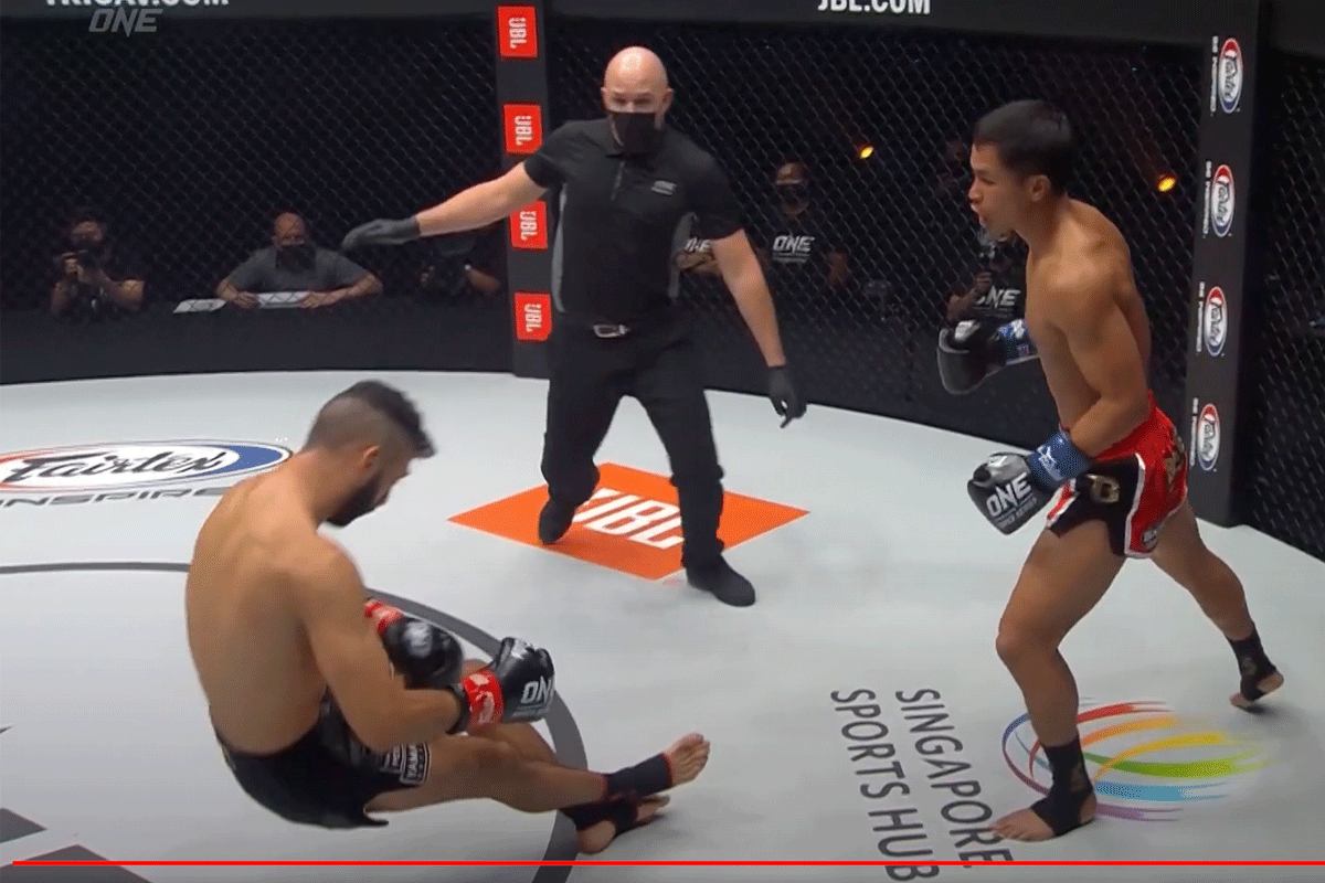 Giorgio-Petrosyan-knock-out-tegen-superbon