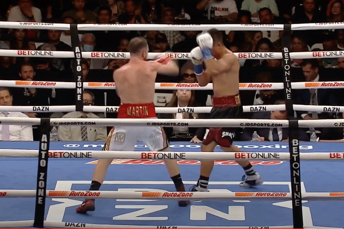 Sandor-Martin-verslaat-legende-Mickey-Garcia