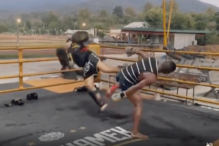 Buakaw-traint-voor-comeback-768x512