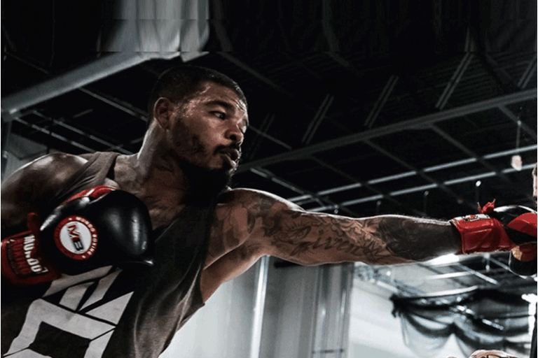 Tyrone-spong-maakt-comeback-tegen-bigfoot-silva-768x512