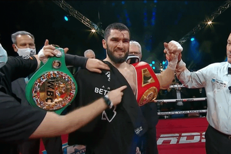 artur-beterbiev-klaar-voor-canelo-alvarez-768x512