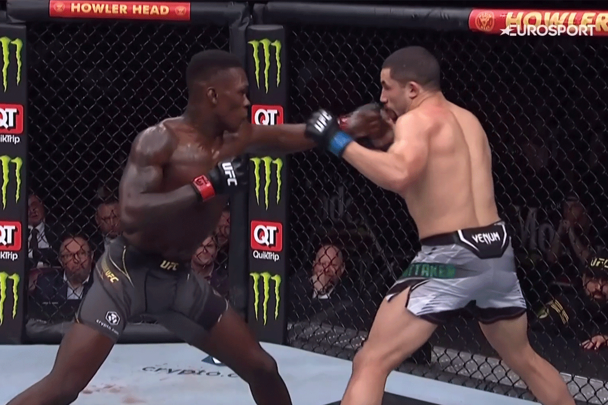 Adesanya-verslaat-whittaker