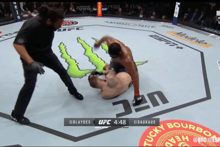 Curtis-blaydes-verslaat-chris-daukas-768x512