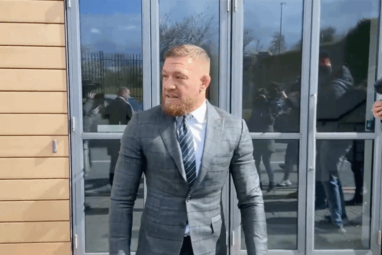 Conor-McGregor-rechtbank-768x512