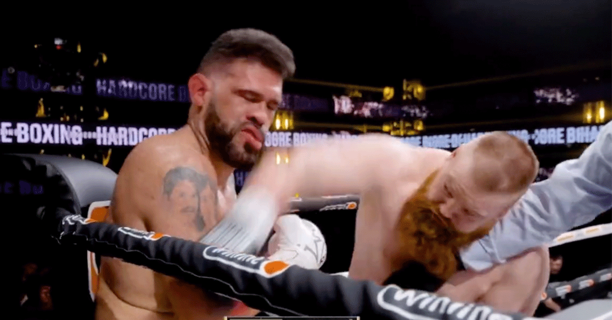 Antonio-Big-Foot-Silva-knockout-geslagen-door-Vyacheslav-Datsik-1