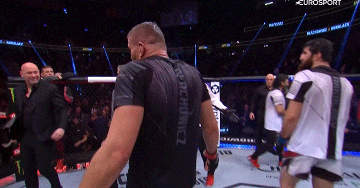 Jan-Blachowicz-en-Magomed-Ankalaev