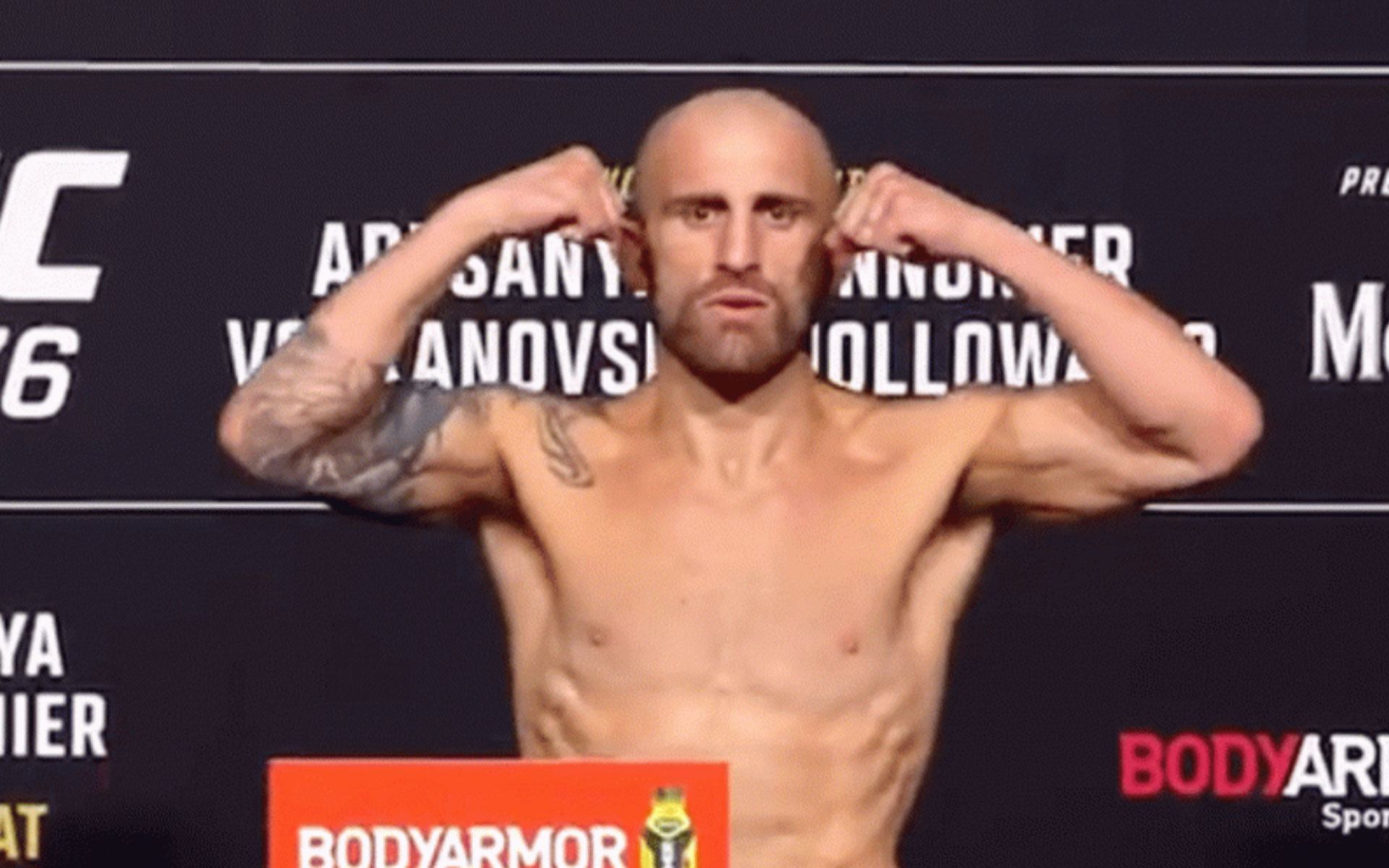 alex-volkanovski-63e7df4c5f1f1