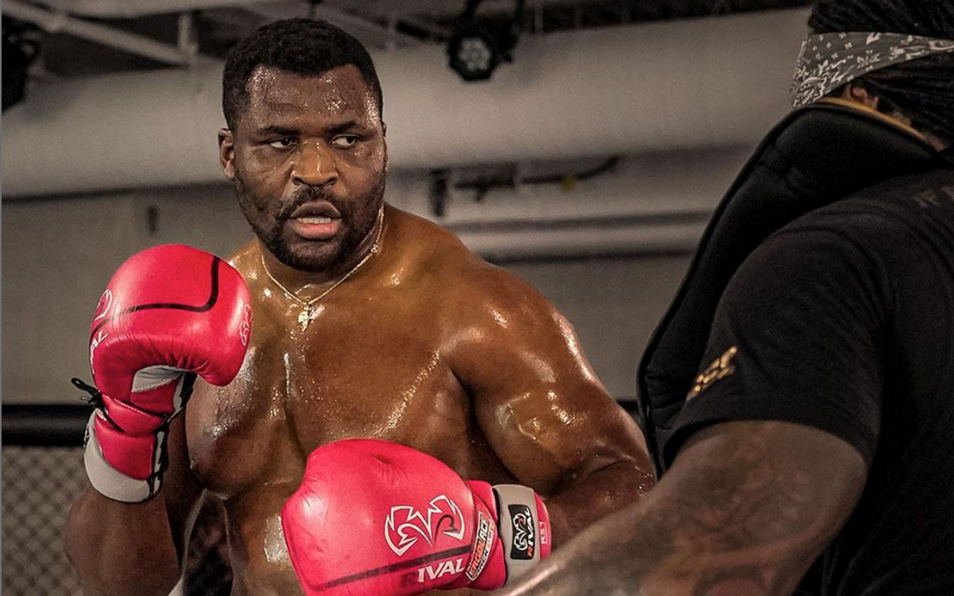 francis-ngannou-63f7051a90dcd