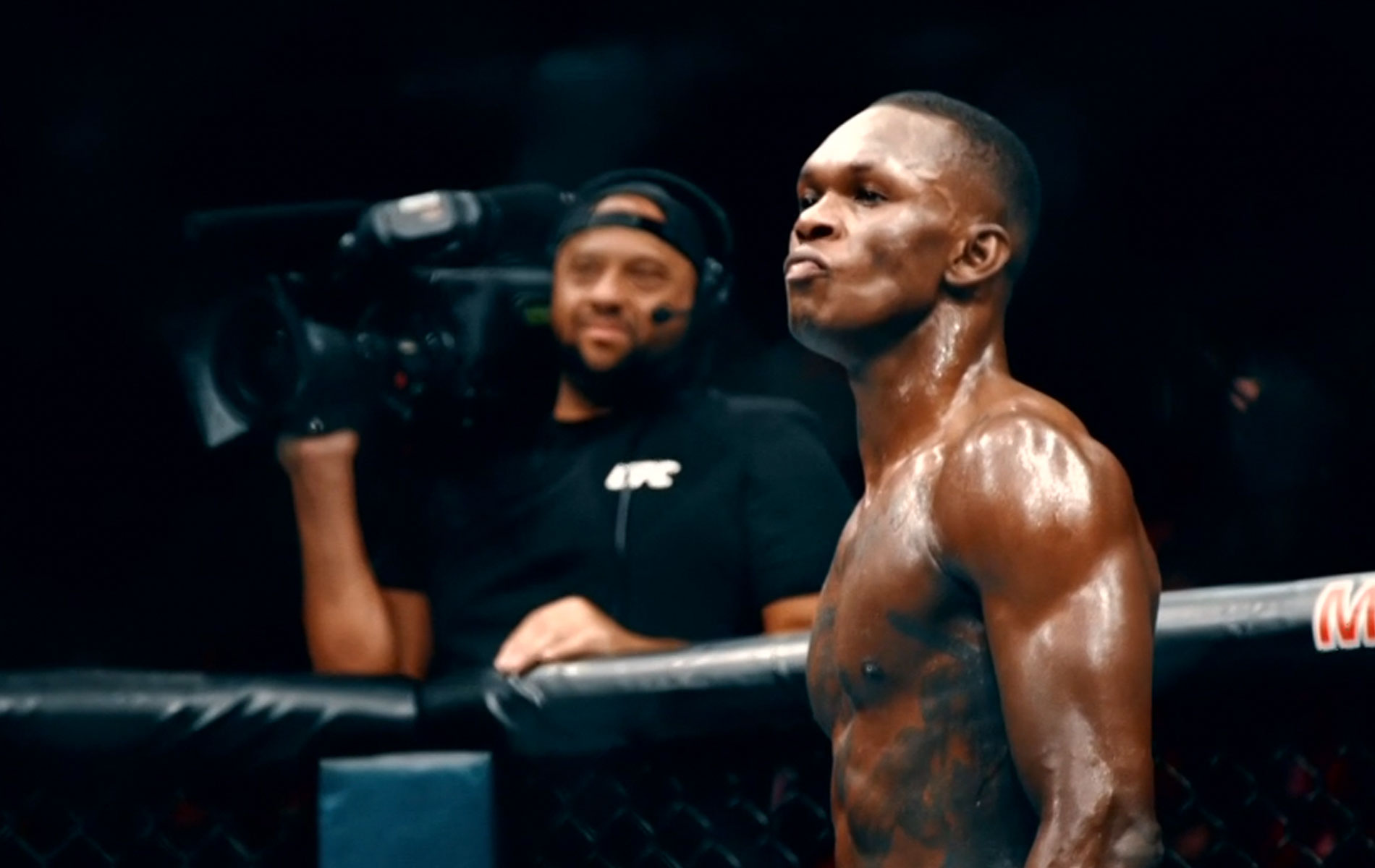 israel-adesanya-64326b293fb85