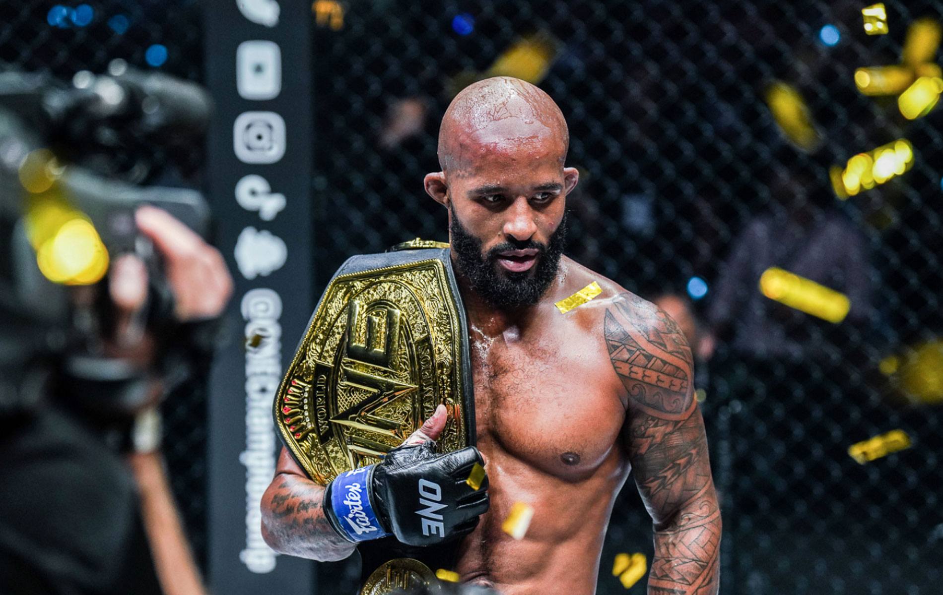 demetrious-johnson-6455eeddc840b