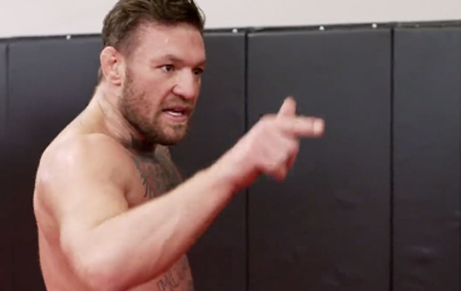 conor-mcgregor-64894563c4f93
