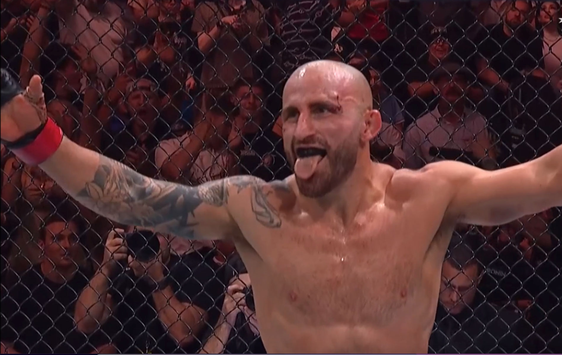 alex-volkanovski-64aa49c1c41d7