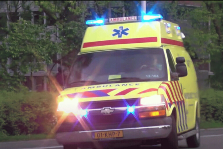 ambulance-651012c1b4035-768x512