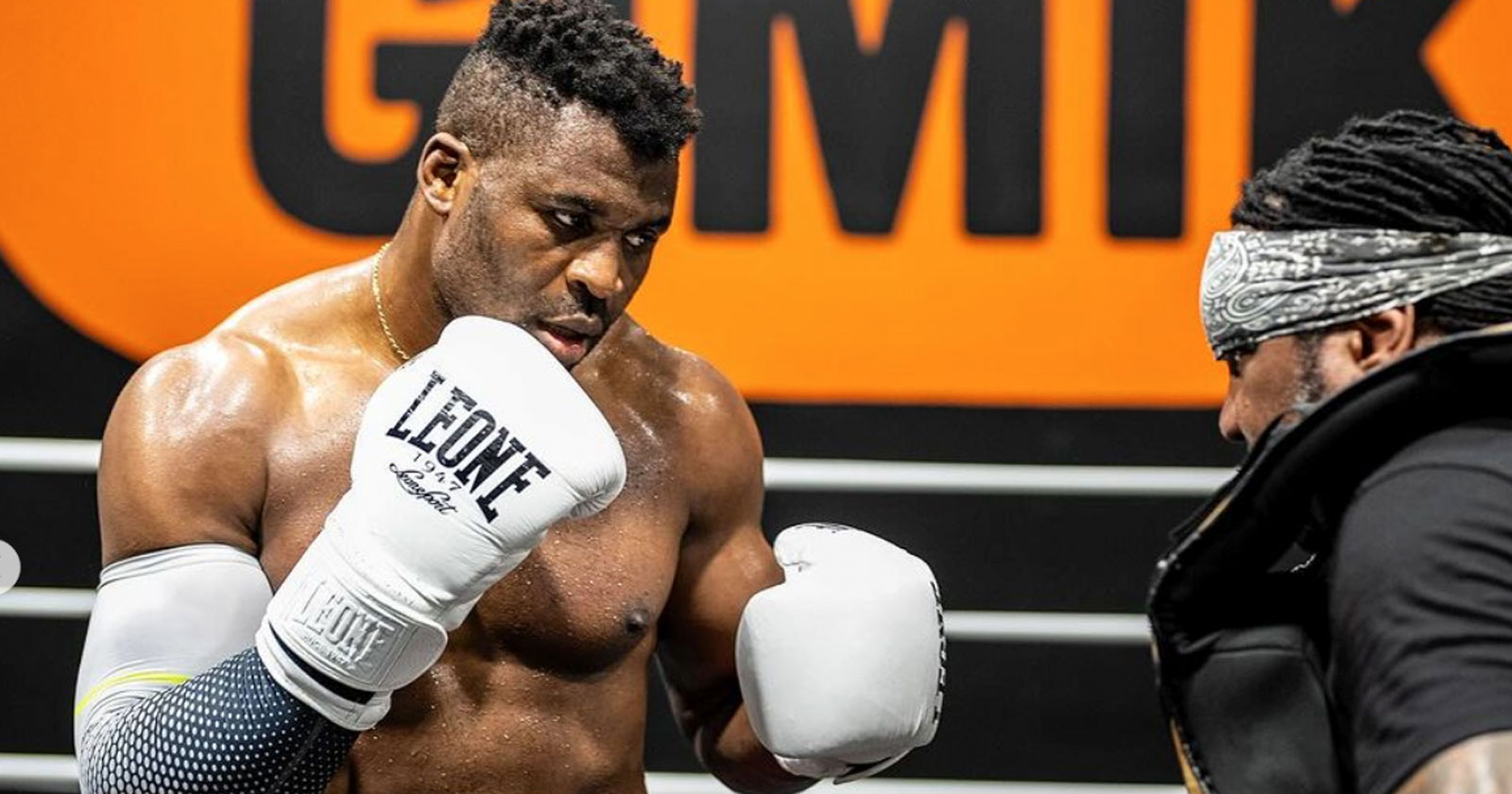 francis-ngannou-6554bfa7c1594