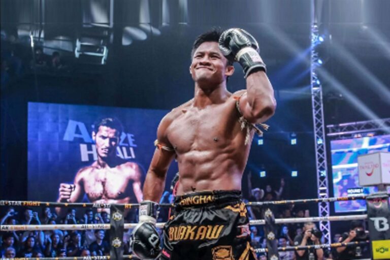 buakaw-banchamek-658abc7dccbb4-768x512