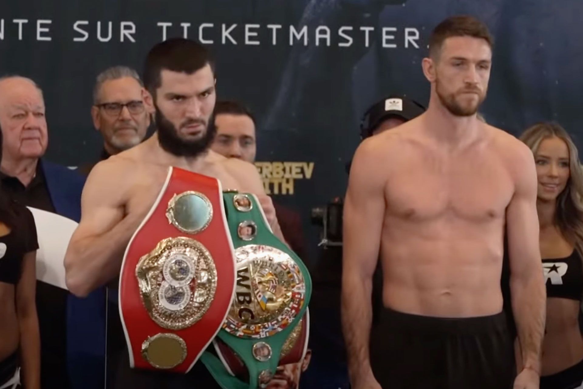 beterbiev-vs-smith-65a271d749528