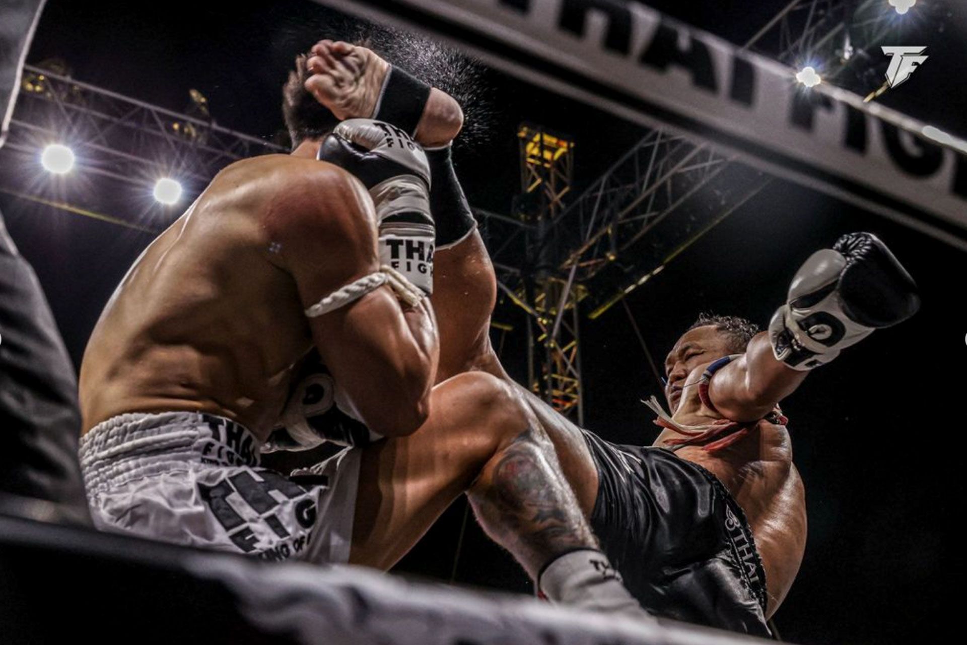 saenchai-defeats-man-ye-2-66005b179b621