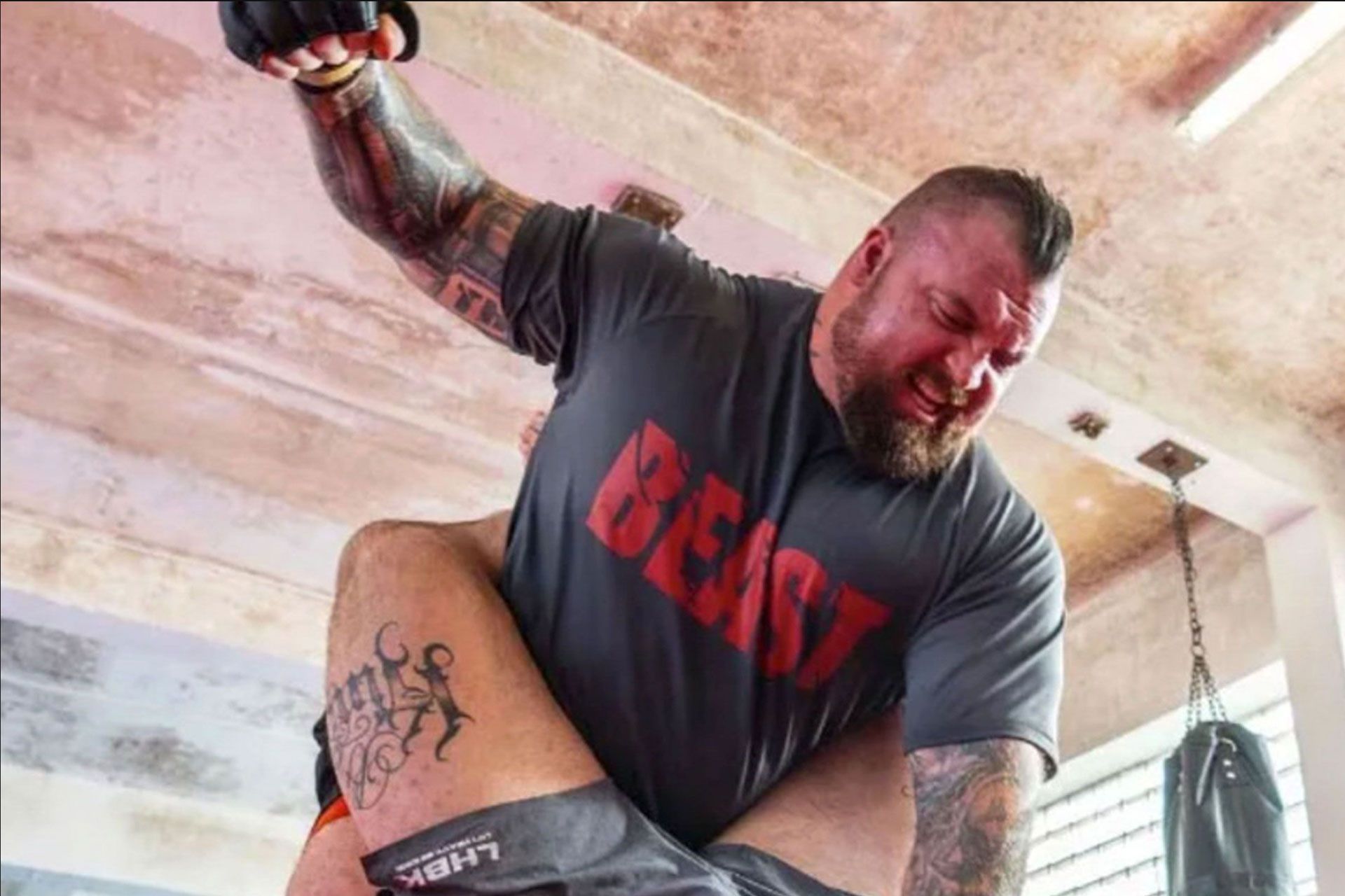 eddie-hall-662aab7c48077