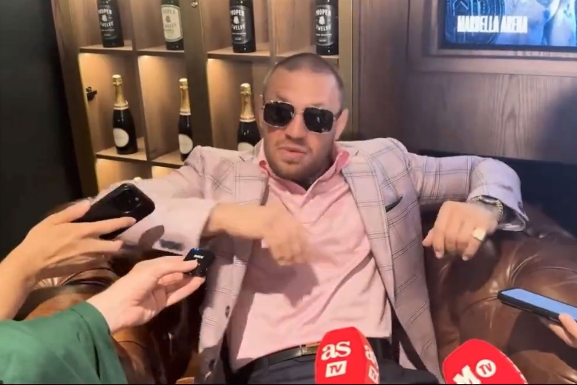 conor-mcgregor-66a0ba7973ff4
