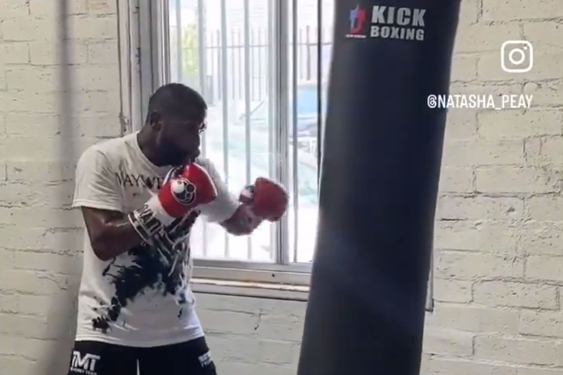 floyd-mayweather-669fa1a36fc53