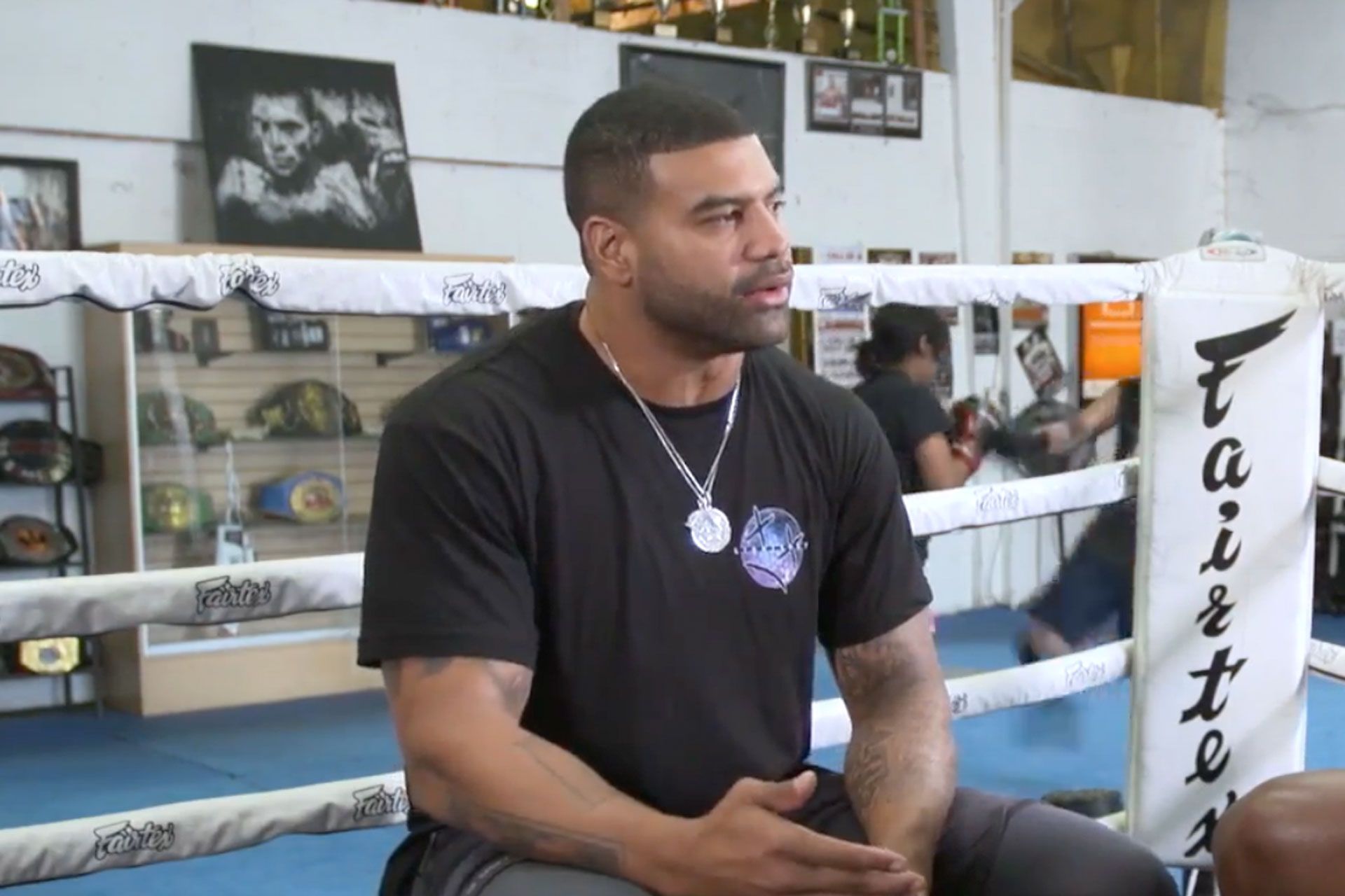 shawne-merriman-boxing-66d2b5b46681d