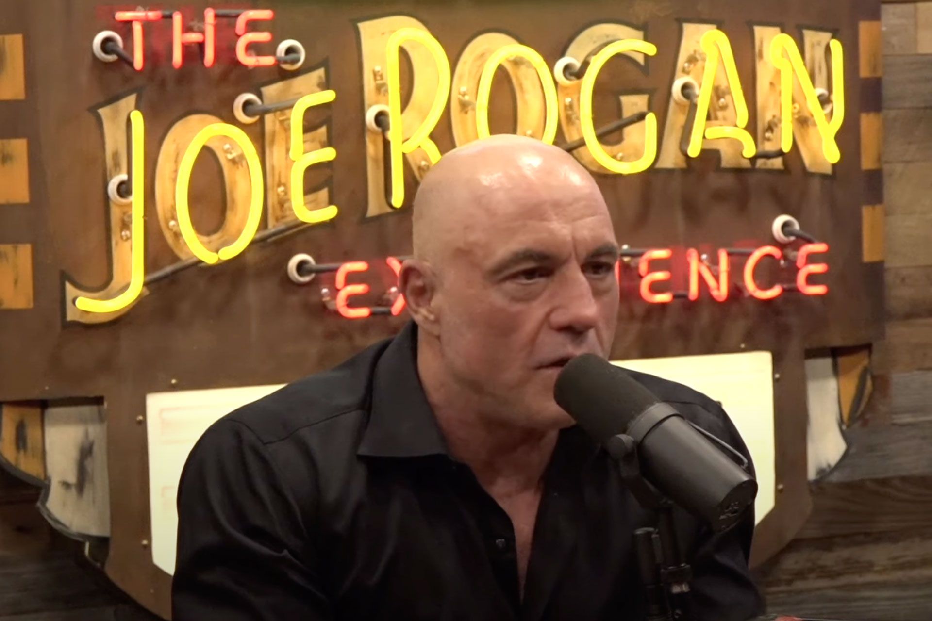 joe-rogan-67253d7ac4719