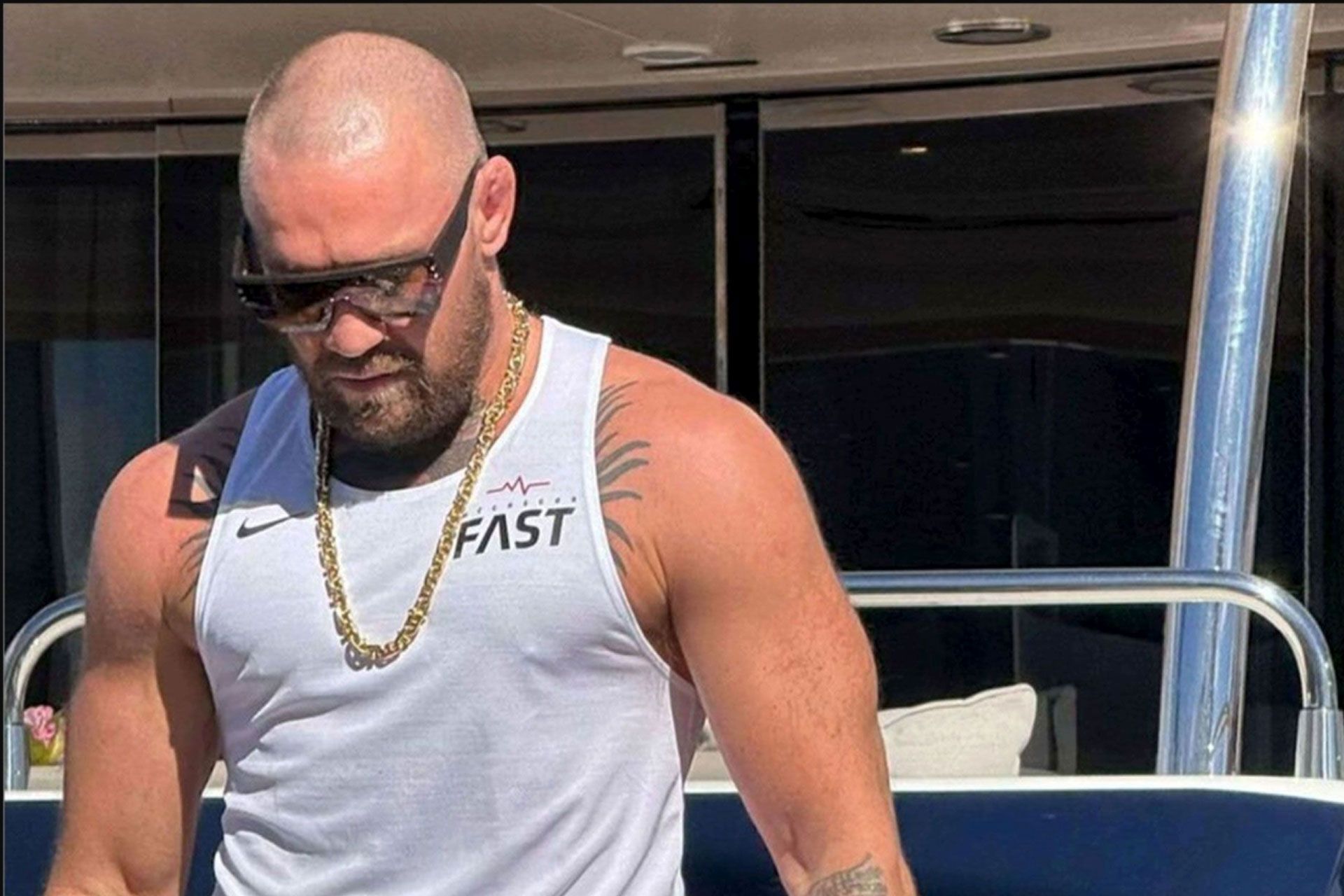 conor-mcgregor-676daa53dabfb