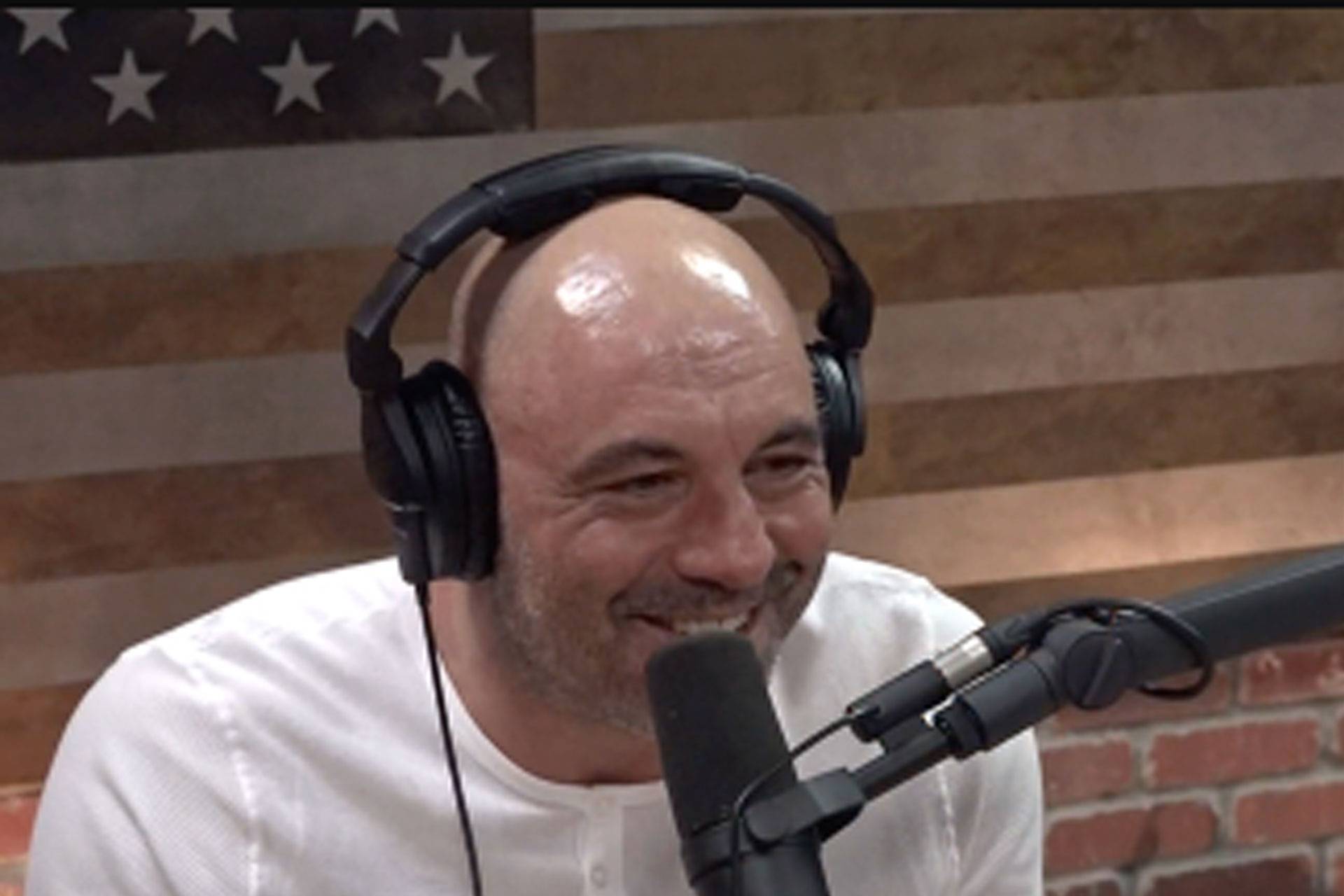 joe-rogan-67aba8f6e2734
