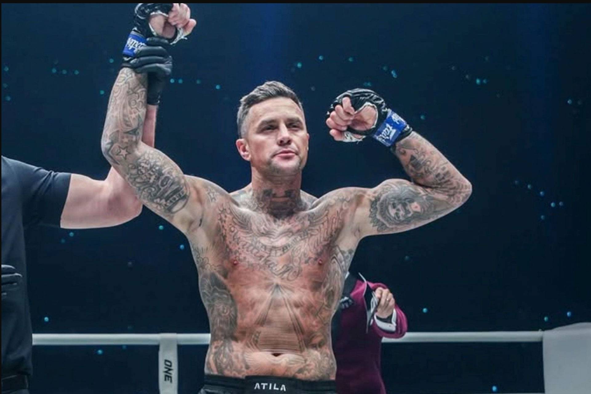 nieky-holzken-67bdc05ddc5ee