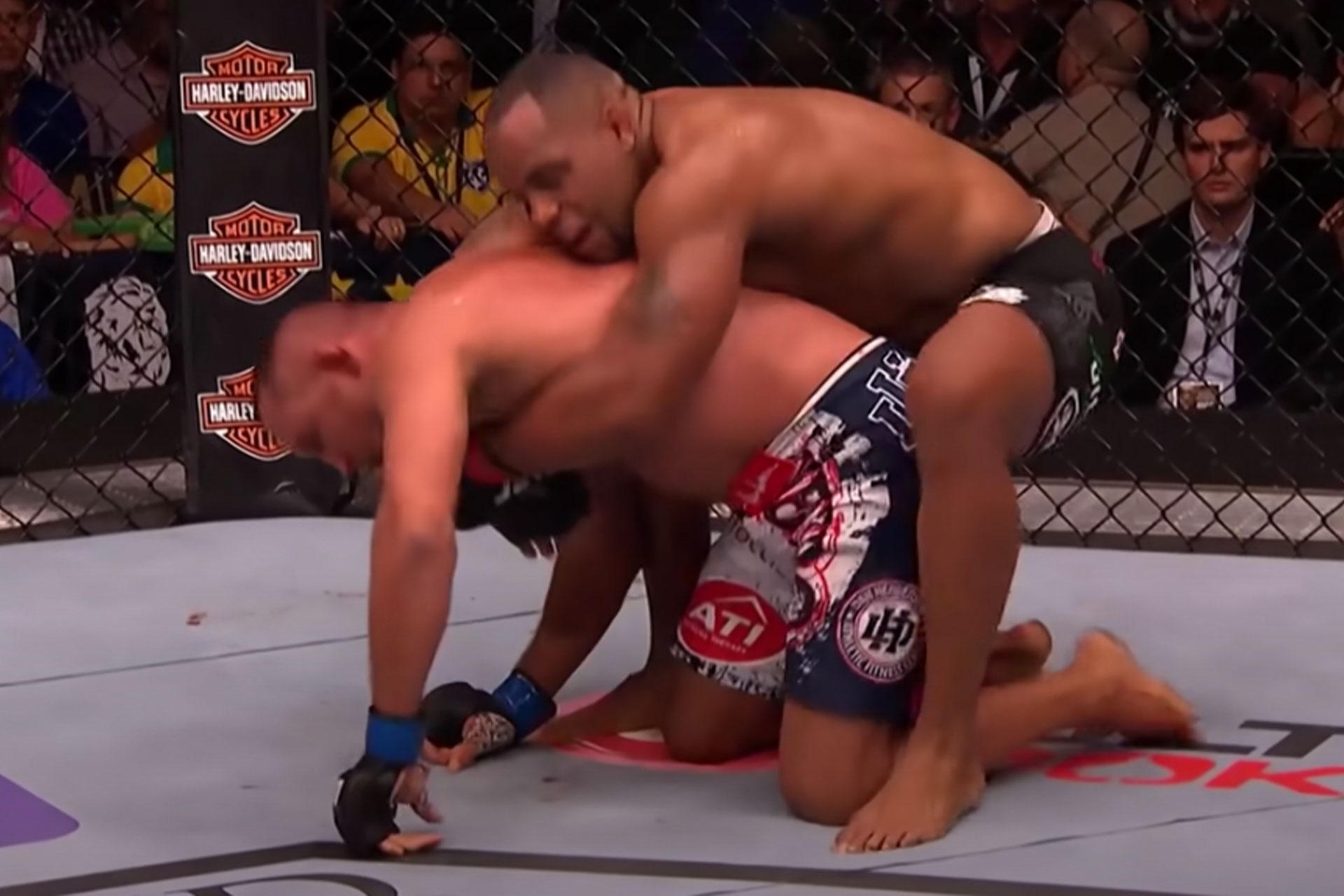 daniel-cormier-6571ea98a940f