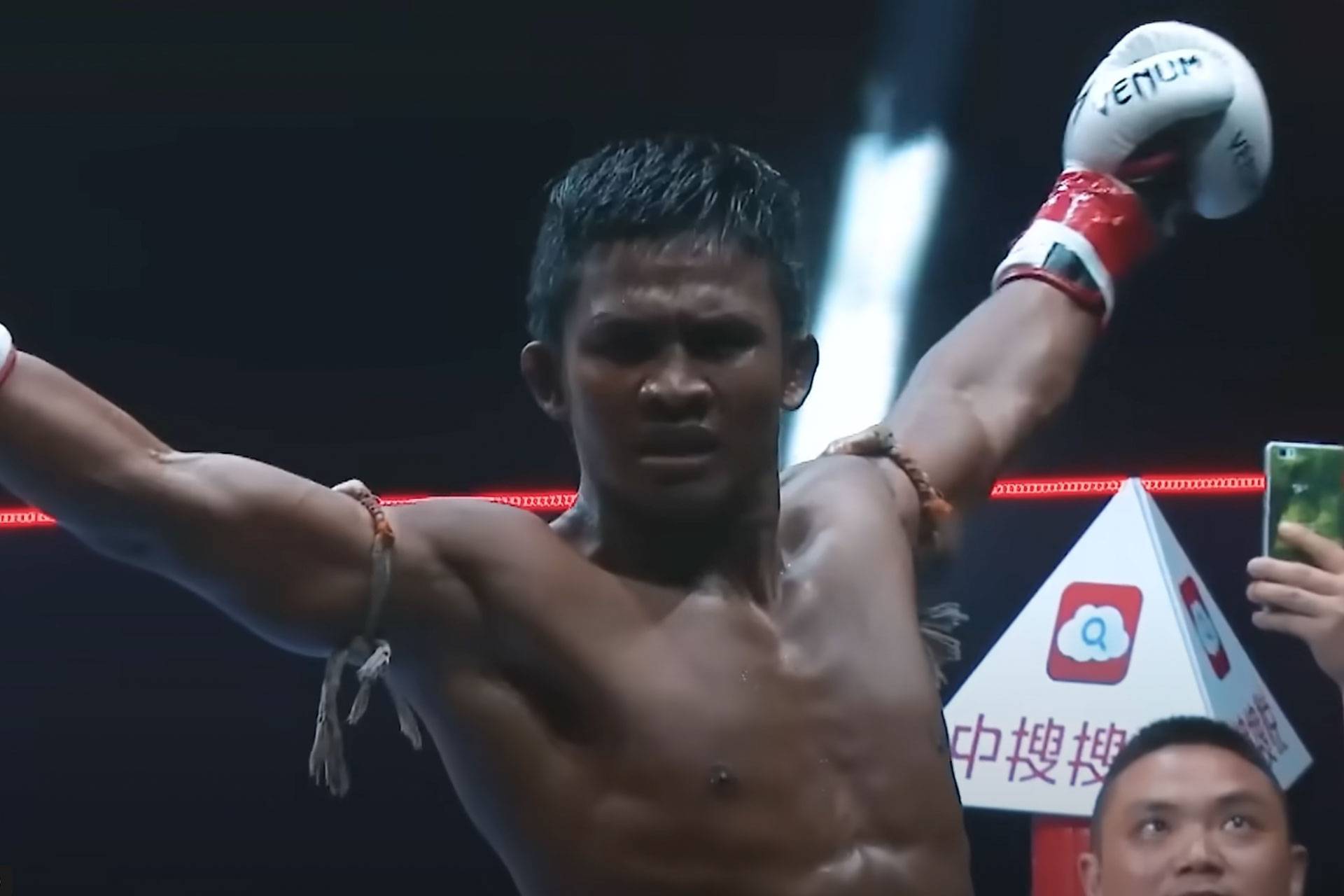 buakaw-6834e35acf2e2