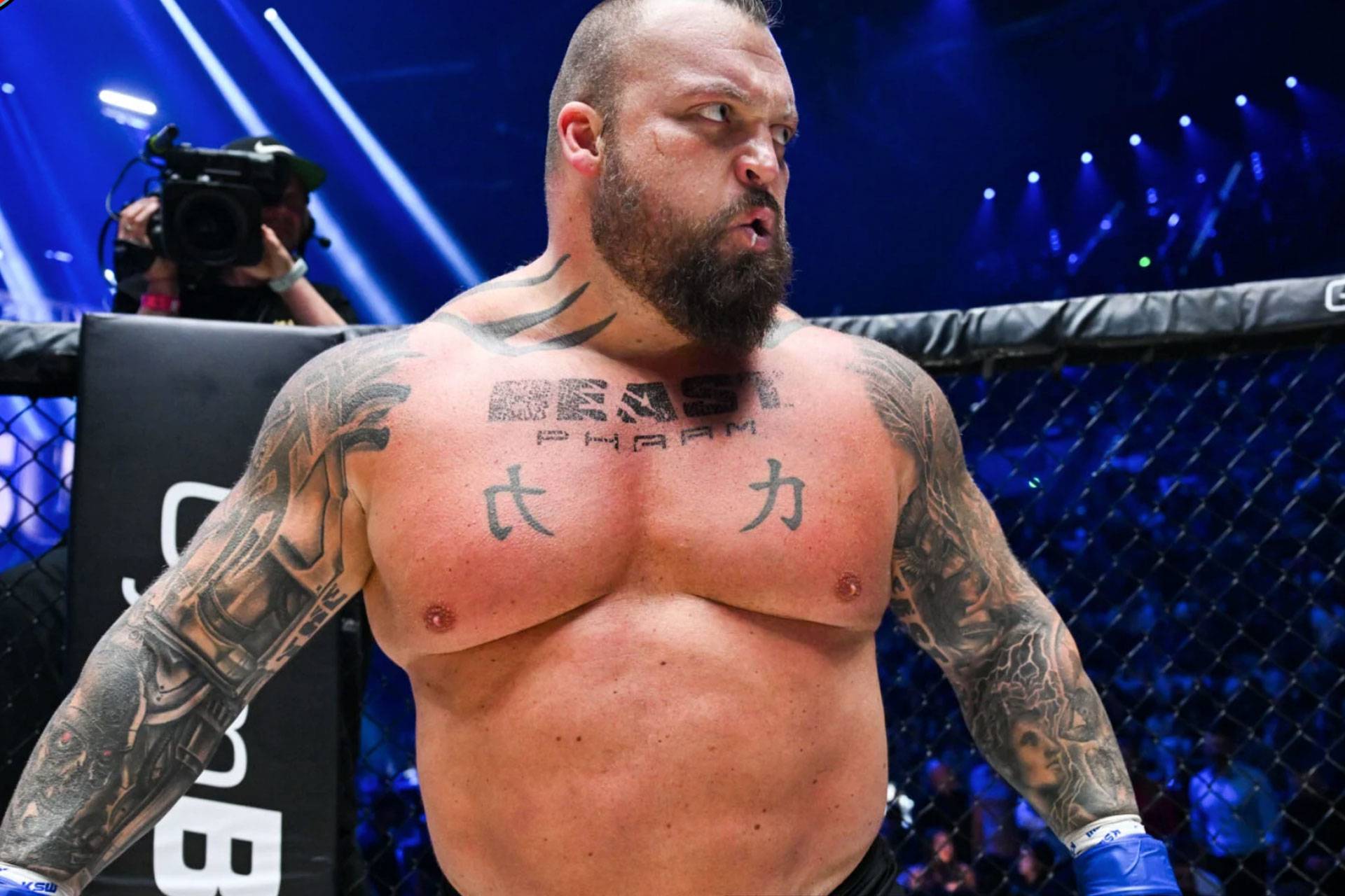 eddie-hall-6813665694a01