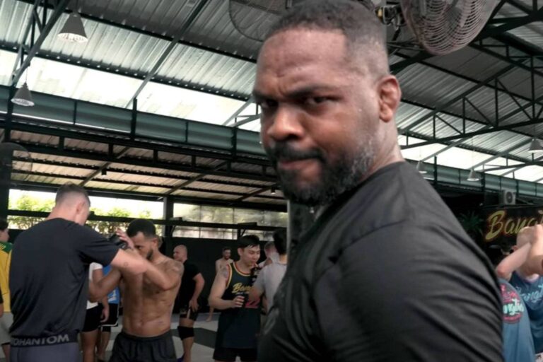 jon-jones-684c2c3fdda05-768x512