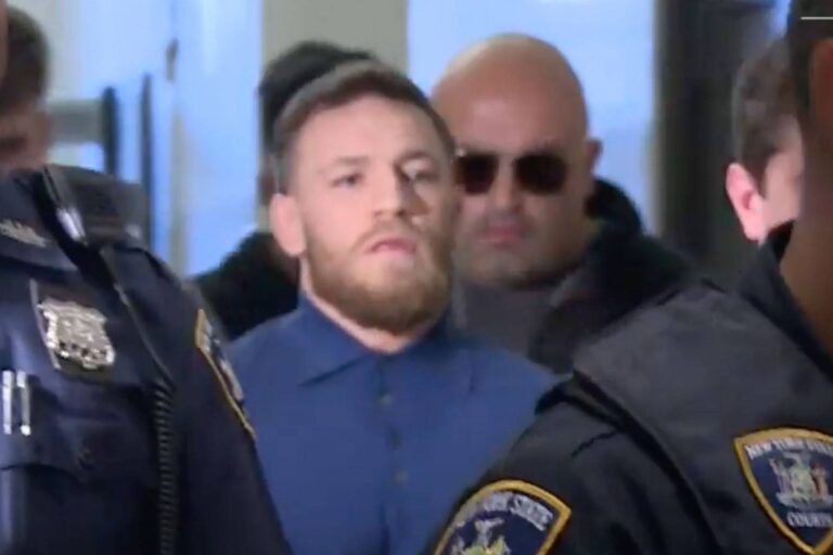 conor-mcgregor-68661843e5417-768x512