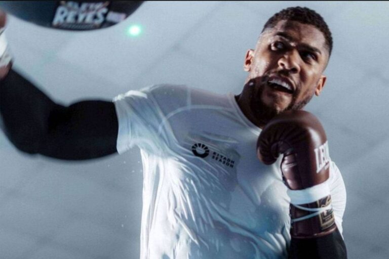 anthony-joshua-68b48b8f92b94-768x512