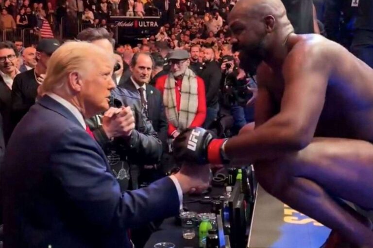 trump-696abeb09a937-768x512
