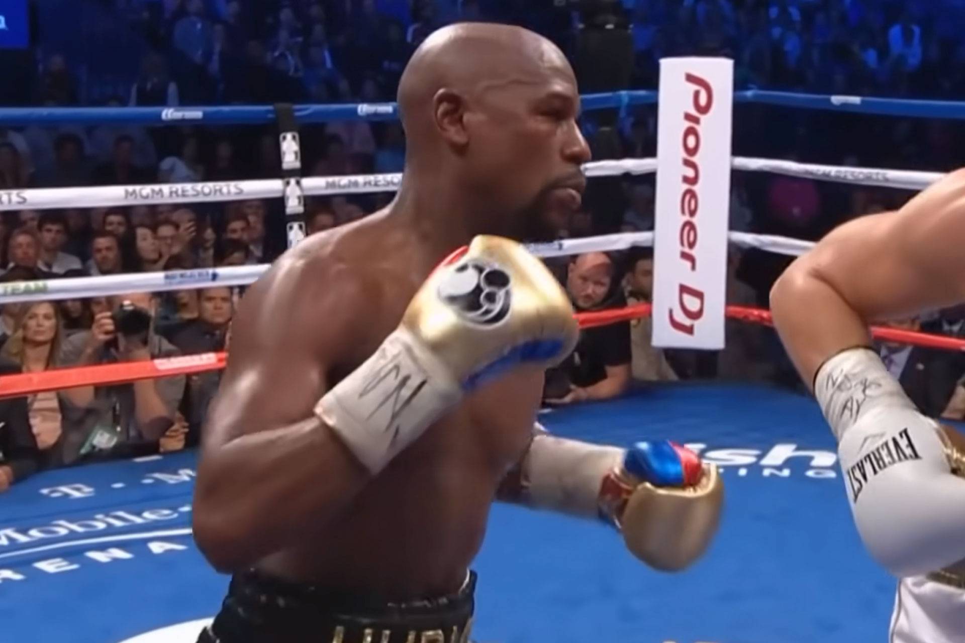 floyd-mayweather-6999760a7479c