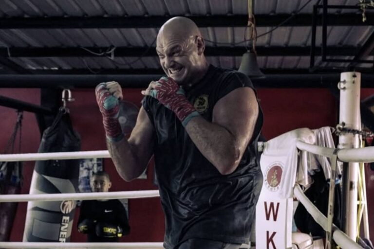 tyson-fury-698ca5f5b589c-768x512